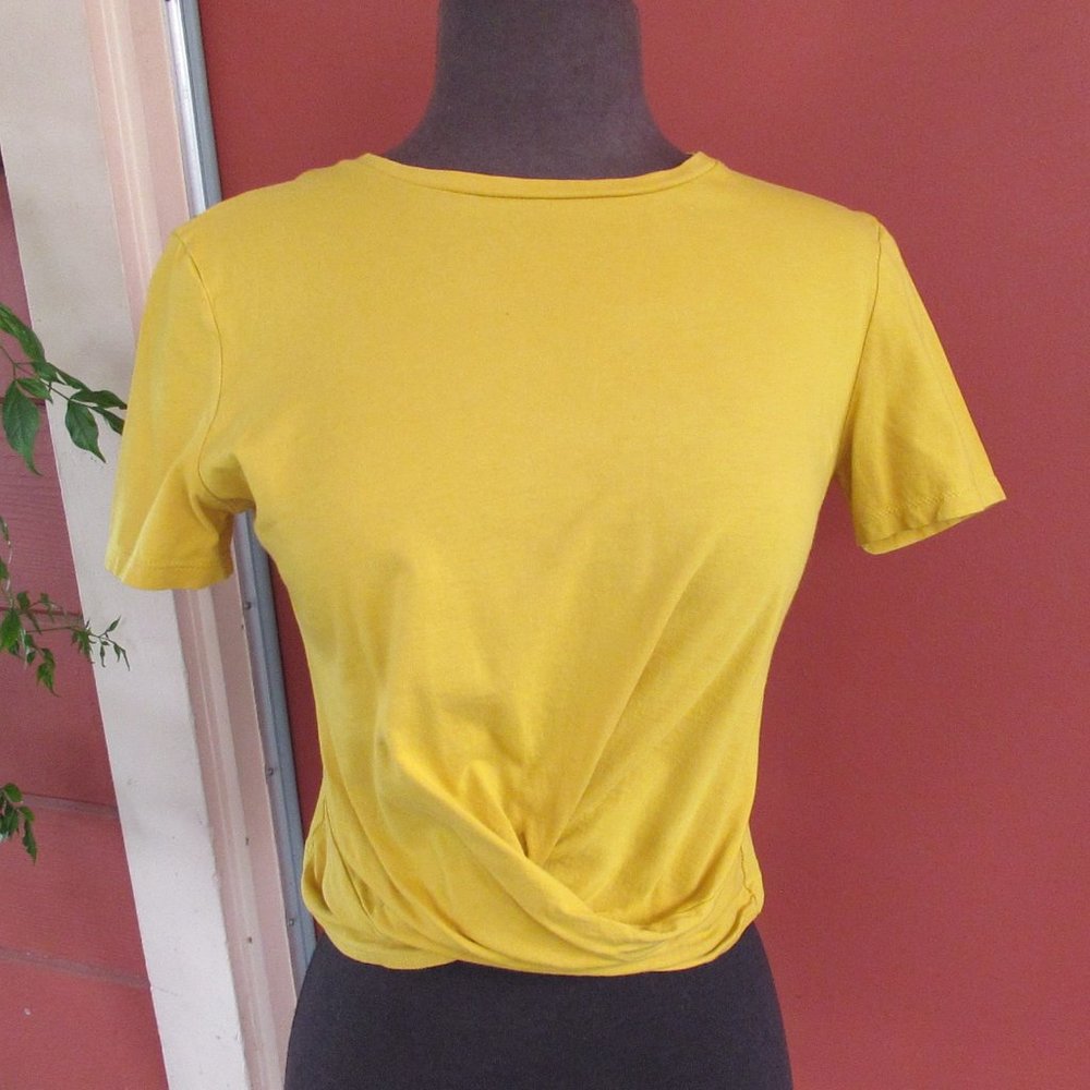 Zara Trafaluc Golden Yellow Cropped Tee M